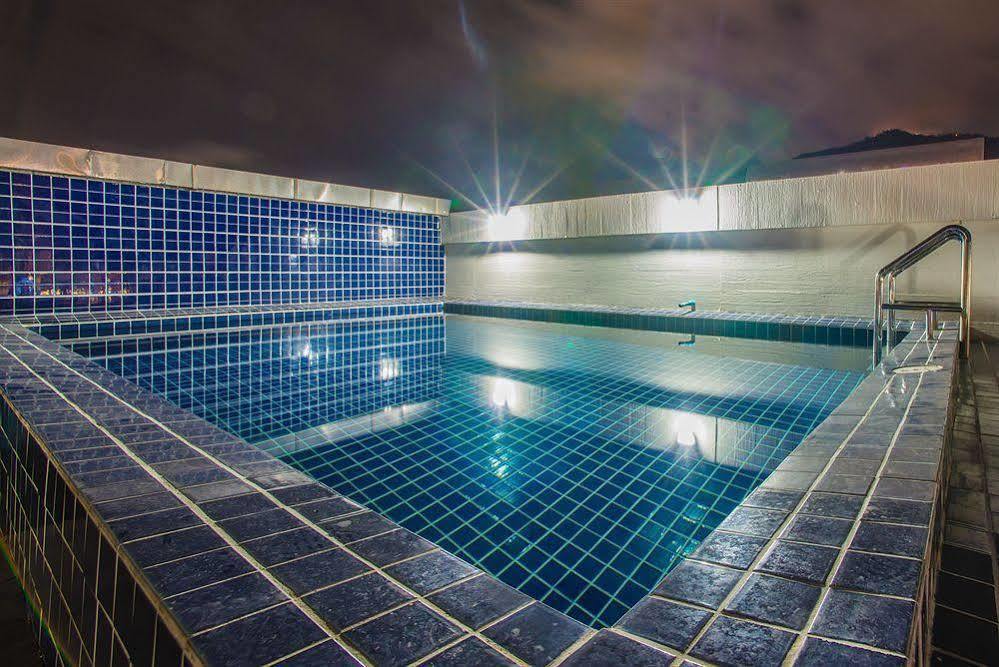 Oyo 861 Patong Dynasty Hotel Exterior photo